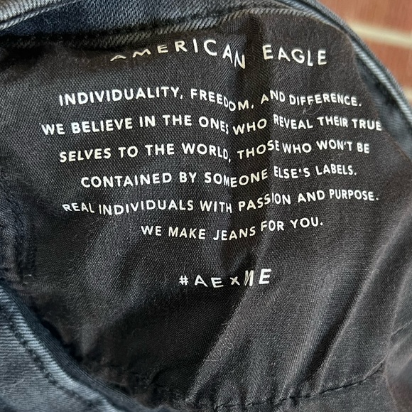 AE Curvy High-Rise Jegging - Picture 9 of 11